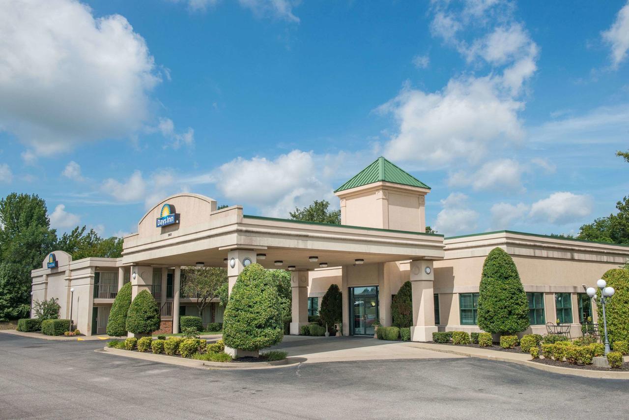 Days Inn By Wyndham Paducah Bagian luar foto